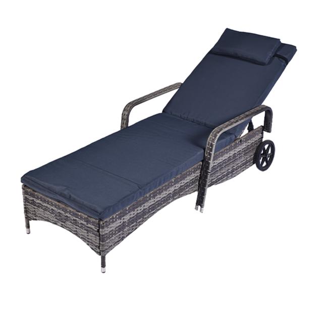 High Quality PE wicker mixed weaving oversized rattan sun beach lounger chair